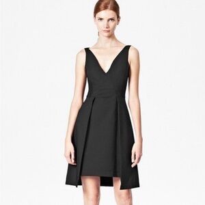 FRENCH CONNECTION BLACK V NECK LINED DRESS NWOT SIZE 12